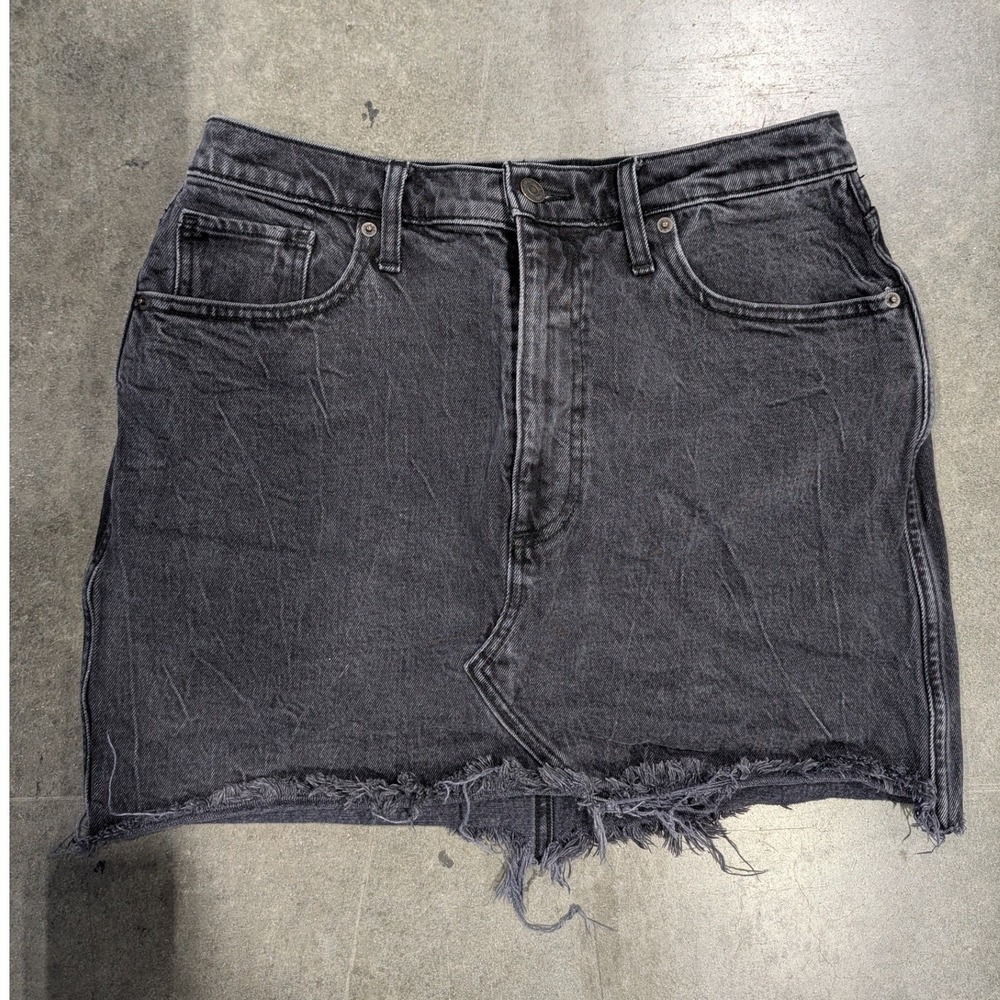 Abercrombie & Fitch Skirt 31 12 Black Denim Ultra High Rise Raw Hem Curve Love